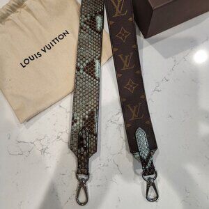 Louis Vuitton Bandoulière Monogram Empreinte, Authentic